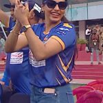 Sapthami Gowda Instagram - Nothing beats the feeling of supporting the home team to victory! With a smile on her face and a heart full of enthusiasm, @sapthami_gowda was seen cheering her team all the way. Keep the positive vibes and high energy going🤞🏼🏏😊 Here’s the “A23 Moment of the Day” from the match between @karnatakabulldozersccl and @bengaltigerst20. #CCL2023 #CelebrityCricketLeague #a23 #chalosaathkhelein #a23rummy #letsplaytogether #karnatakabulldozers #bengaltigers