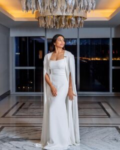 Sapthami Gowda Instagram - ಲೀಲಾ 🤍

Thank you for making the exact outfit that I wanted - plain, simple, elegant and white just like my character in Kantara ❤️
It felt sooo nice wearing your brand on the red carpet after all the years that we’ve known each other 😍
Styling @tejukranthi @khushi_jagadisha 
Wearing @kalasthreebytejaswinikranthi 
Thank you guys for making the day even special by making the leela badge for me, it made me feel so proud to wear it 🥰
Accessories @sunrisesilversmiths 
MUA @priya_magic_touch 
📸 @varun_mk 

This day and this award wouldn’t have been possible without @rishabshettyofficial sir @hombalefilms @vkiragandur sir ☺️
Also, thanks to each and every one of you who watched the movie and showered all of us with so much love ❤️ 
Thanks to the entire working team of Kantara for working so hard behind the scenes and for making Kantara what it is today , this one’s for you 🥰

🧿