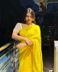 Sapthami Gowda Instagram - 🐝♥️ 

Blouse @kalasthreebytejaswinikranthi 

🧿