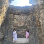 Sara Ali Khan Instagram – Missing these days 🥰🥹
With the lovely rays☀️🙏🏻🏔️ Martand Sun Temple