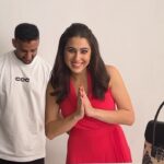 Sara Ali Khan Instagram - Some days I just wanna say hi.. then say it again & again @again