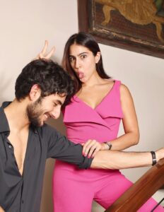 Sara Ali Khan Instagram - 💗💓💞💕
📸: @dinesh_ahuja 
👗: @emiliawickstead @stylebyami @anoooooshka