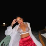 Sara Gurpal Instagram – #SaraKehndi Only food on my mind ….
Beautiful @thestandardmaldives
By @osmoholidays ❤️ The Standard, Maldives
