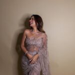 Sara Gurpal Instagram - Drop a heart 🤍 . . . . Styles by @bhwdp Wearing ; @vibhaamitt Jewellery: @anaghaartsnjewels