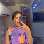 Sara Gurpal Instagram - Follow @saragurpals . . . Hooked on this @sidhu_moosewala the legend 🤍🤍🤍🤍🤍 . . #vanitydiaries