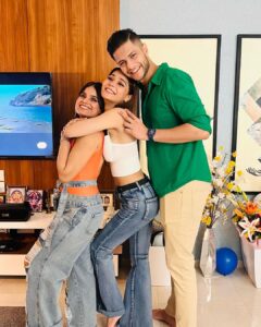 Sara Khan Instagram - Thank you guys for all your lovely birthday wishes ❤️