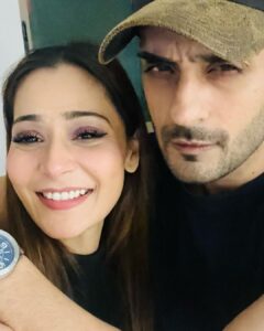 Sara Khan Instagram - Thank you guys for all your lovely birthday wishes ❤️