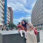 Sarah Khan Instagram - 🇳🇴💕 Oslo, Norway