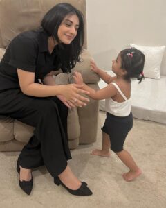 Sarah Khan Instagram - My baby 💕

PC: Baba @falakshabir1 
*MASHALLAH MASHALLAH MASHALLAH*