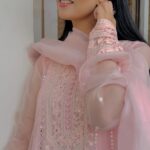 Sarah Khan Instagram - 🩷💕