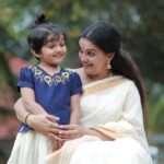 Saranya Mohan Instagram – ❤❤❤ With my dearest @paddupoorni Trivandrum, India