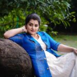 Sarayu Mohan Instagram - @ansisiyad costume @meeramax_makeupartist_ makeup @santhosh__thazhathu shot @anoop_kumar_pixelhouse click