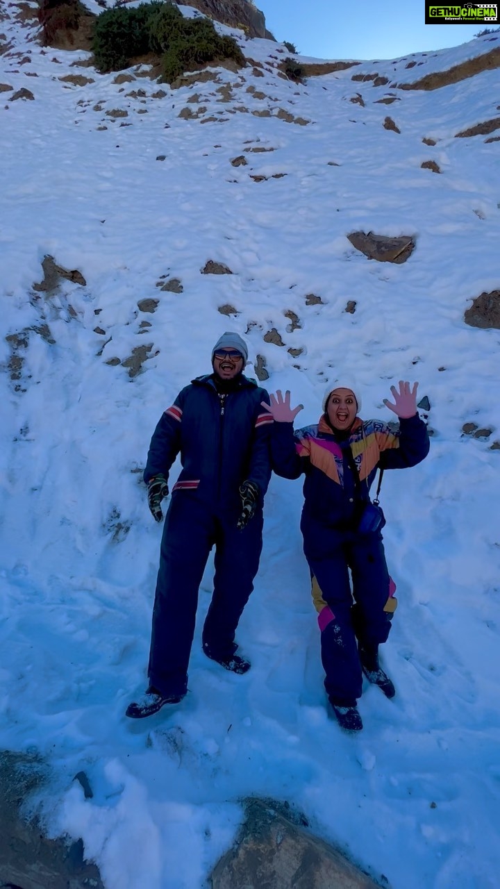 Sarayu Mohan Instagram - Recent glimpse from our adorable couples @sarayu_mohan & @sanalvaassudev 😍 . 📍MANALI, HIMACHAL PRADESH! MANALI PACKAGES ARE COMPLETELY OPEN NOW! FEEL FREE TO CONTACT 📞 9747834906 . . . . #himachalpradesh #himachal #manali #manalidiaries #tourists #actor #actorslife #actress #malayalamactress #celebrity #kerala #keralatourism #keralagram #keralagallery Manali, Himachal Pradesh