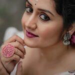 Sarayu Mohan Instagram – Watch her close!♥️