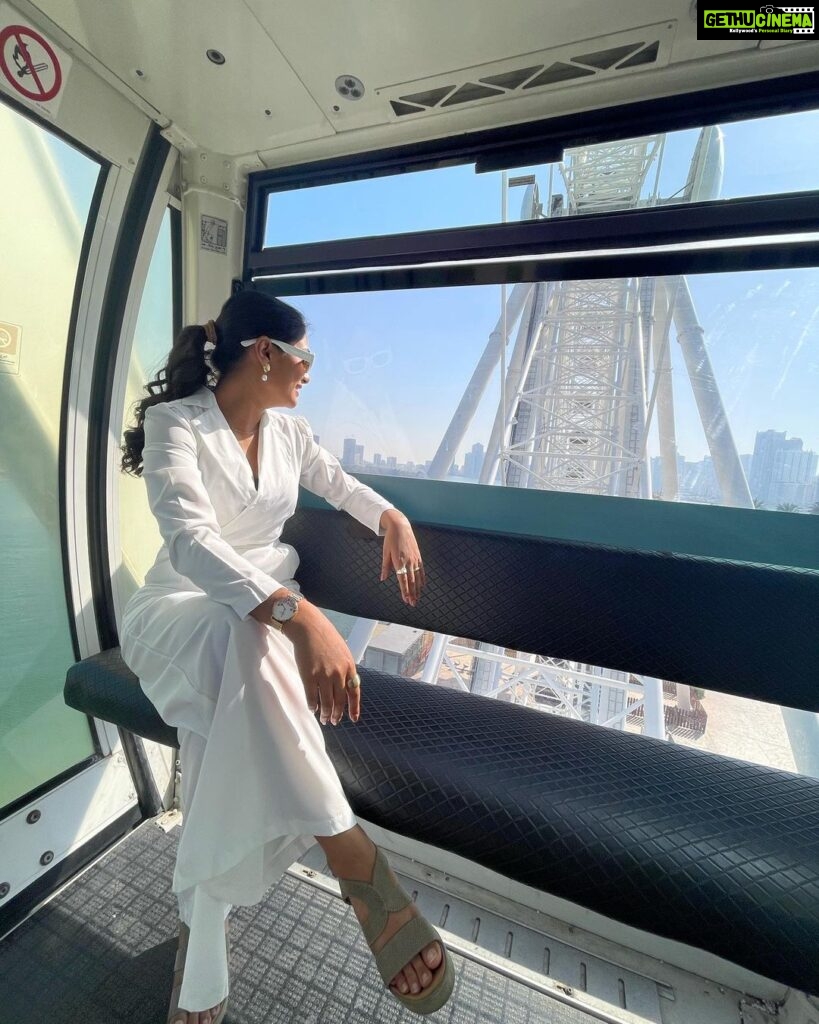 Sastika Rajendran Instagram - 🐇🤍 Styled by @swetha.raghul 🌸 #Sharjah #Peace #Ilt20 #Eyeoftheemirates #Thankyou #2023 Eye of the Emirates, Al Qasba Sharjah