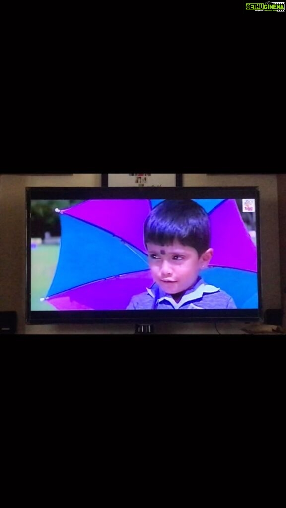 Sastika Rajendran Instagram - Was clearing my phone when I found this! I was this little not-so innocent kid when my laddu moonji came on a 70mm screen for hardly 5 secs. My parents were thrilled! If someone had said to that kid, in few years time, you are going to be in front of cameras for almost every single day, she wouldn’t have trusted or believed in it. But here I am, enjoying “Roll camera, action!” on most days ☺️ And my parents and friends are still thrilled every-time they see me on screen (small or big) 📺 🎞 To that little me : Be thankful that everyday YOU get to do what YOU do! I start a new journey tomorrow and I am #grateful for everything that happened so far in life 💫🧿 @starsportstamil here I come ❤️❤️❤️ #actorslife #actor #anchorlife #anchor #tvpresenter #presenter #prokabaddi #vivoprokabaddi Government Botanical Gardens, Ooty