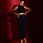 Sastika Rajendran Instagram - 💣 💃 @swetha.raghul 📸 @vigneshkumarphotography