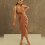 Sastika Rajendran Instagram - DHAHABI ⚱️ Styling : @swetha.raghul Photography : @vigneshkumarphotography