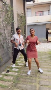 Sastika Rajendran Instagram - #Reel break between a real reel shoot! #reels #reelsindia #reelitfeelit #reelkarofeelkaro