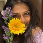 Sastika Rajendran Instagram – 💐🌼
📸 @kingslinz