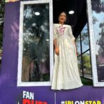 Sastika Rajendran Instagram - Bus eriyaachu!!! Next stop, Chepauk 💛💛💛 Makkal ellarayum drop pannitu naanga varom Unga Veetuku 🏡🏡🏡 Whistle Poda are you ready??? Wearing @merasalofficial Styled by @hqrukmini #IPLonSTAR #Yellove #CSKvsLSG #IPL2023 #WhistlePodu