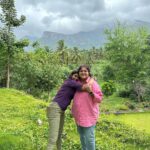Sastika Rajendran Instagram – Happy birthday @aparna.rajkumar ❤️❤️❤️ 😘😘😘 
Thank you for always treating me like your own, thank you for always being warm and kind, thank you for inspiring so many women out there, thank you for everything you do to us ❤️ Love you mummy ji 😘
Go rock this world another year around the sun but mostly Coimbatore 🤣🤣🤣🙌🏽🙌🏽🙌🏽🫶🫶🫶🧿🧿🧿