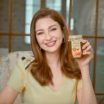 Saumya Tandon Instagram – When preparing for shoots, looking my best is a must. That’s why I turn to my trusted companion @Hamdard Honey. 
It’s 100% pure and offers a host of nutritional benefits, making it the perfect sweetener for me. With Hamdard Honey, I can indulge in my favorite desserts guilt-free, all while maintaining a healthy exercise routine.
.
.
.
Order now
Big Basket | Blink it | Amazon | Flipkart

#Hamdard #HamdardHoney #MyPlanBee #HamdardFoods #Honey #NaturalHoney #naturesbest #Immunity #Purity #Pure #HamdardHaiPureHai #Honey#Healthy #Delicious #pure Mumbai, Maharashtra