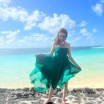 Saumya Tandon Instagram - Sea love! #Throwback #holiday #sea #saumyatandon