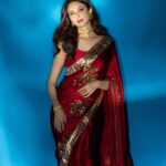 Saumya Tandon Instagram - 🌹 #saumyatandon #saree #red #redsaree Mumbai, Maharashtra