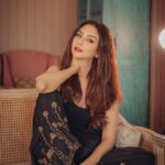 Saumya Tandon Instagram - 🌹