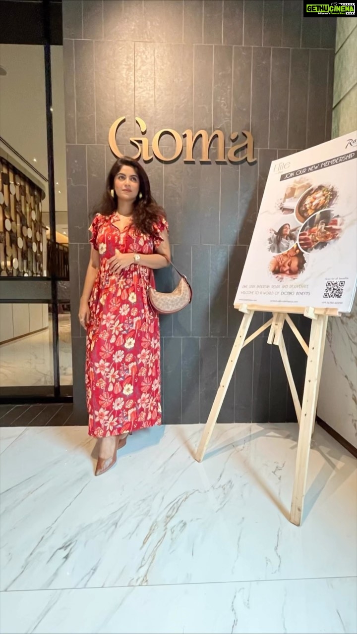 Sayantani Ghosh Instagram - ❤️Thank you @gomamumbai for hosting us so well .. Really enjoyed your #sundaybrunch .. it's absolutely Delsih 😍 . #food #foodstagram #sunday #family #brunch #yummy #fun #instalike #reelsinstagram #love #sayantani ❤️