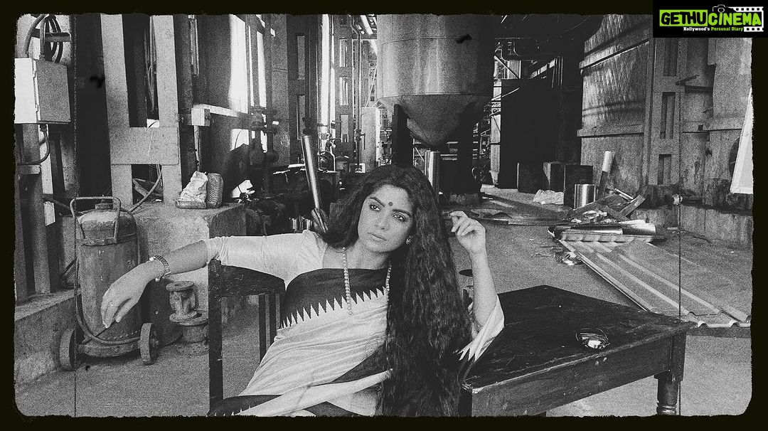 Sayantani Ghosh Instagram - "Be a girl with a Mind A woman with Attitude And A Lady with Class " π€π€π€ ............................................... #classic #vintage #blackandwhite #oldworldcharm #woman #love