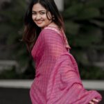 Shaalin Zoya Instagram – Dop : @midhumohan173 @miyamiweddings