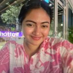 Shaalin Zoya Instagram - This is my favourite song. There is such magic in this song can’t be ignored ever. Also, wearing my mom’s dress as usual 🥰 FIVE Jumeirah Village