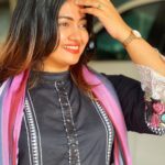 Shaalin Zoya Instagram - been frequently wearing churdars from mom's wardobe. and guess its my most comfortable attire. 📸 @amaalsaira3 Kochi, India
