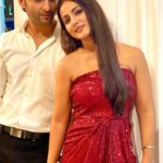 Shaheer Sheikh Instagram – So many memories and memorable songs later, love that with you it’s always ‘honesty’ over ‘niceness’ 🤓😂
To always keeping it real… happy birthday! 
Wishing you the best of everything life has to offer… today and everyday! 
@realhinakhan