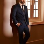 Shaheer Sheikh Instagram – Dev Dixit vibes.. 

Photographer 📸: @amitkhannaphotography 
Make-up: @dhruvalmakeupartist
Hair: @sachinwakhare_
Cinematographer 🎥: @redboxfilmers
Managed by: @nishi7mishra 
#shaheersheikh