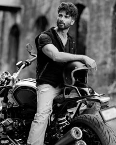 Shahid Kapoor Instagram - 
