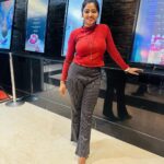 Shalu Shammu Instagram - Maroon 🥰 #shalushamu #shalushamuvlogs #mall #beingme #positivevibes #only #bossbabe #womenentrepreneur Ea Mall Chennai