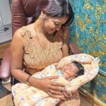 Shalu Shammu Instagram - Me, Anni & my niece…. #shalushamu #shalushamuvlogs #familytime #us #happytime #togetherness #lovefamily #beyou #supporteachother Suhaa Multispeciality Cosmetic Clinic