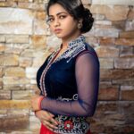 Shalu Shammu Instagram - AdJuSt YoUr FoCuS wHeN lIfE gEtS bLuRrY…. Dolled Up : @laavie_makeover On Lens : @6framessphotography Location : @parkelanzachennai @lacabanachennai #shalushamu #shalushamuvlogs #awards #lookoftheday #elegant #outfitoftheday #💃🏻 La Cabana Chennai