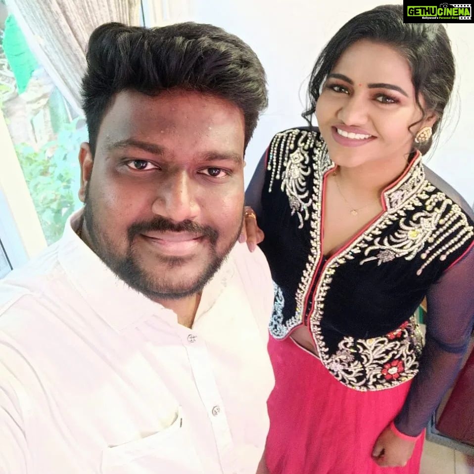 Shalu Shammu Instagram - Congrats to my dear friend @shalushamu for Most Promising Actress Award. More to come. Keep rocking #Shalu. We always there to support you.❤️ PC: @sensphotography_ @churchillricardo_ @chennai70mm @suganaliex Event organised by @desertrosehall @saravananchandran_official Supported by @captaintvofficial @dinakural_official @southernmail515 #womeniconicawards