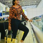 Shalu Shammu Instagram - Chennai International Airport ❣️ PC : @ashifash0 #shalushamu #shalushamuvlogs #candid #photography #airport #look #picoftheday #goldbag #aldoshoes #guesswatch Chennai Interernational Airport
