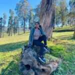 Shalu Shammu Instagram - This Colour & the breeze it’s a different feeling…… #shalushamu #shalushamuvlogs #kodaikanal #diaries #naturephotography #candid #memories #happyme Kodaikanal, tamil nadu