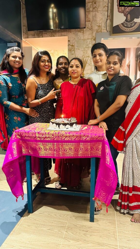 Shalu Shammu Instagram - Happy Birthday My Dear Chitra Sister 🤗 We are one United Family 🫡 VC : @jansiranilakshmibai (pattu) “Your Transformation, Our Passion” Book Your Appointment Today & Contact Us: 📞 - +91 8925723337 🌐 - WWW.SUHAACOSMETICCLINIC.COM #suhaamultispecialitycosmeticclinic #suhaacosmeticclinic #suhaaclinic #suhaa #shalushamu #birthdaygirl #celebration #happyus Suhaa Multispeciality Cosmetic Clinic