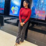 Shalu Shammu Instagram - Maroon 🥰 #shalushamu #shalushamuvlogs #mall #beingme #positivevibes #only #bossbabe #womenentrepreneur Ea Mall Chennai