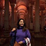 Sharanya Turadi Instagram - The Basilica Cistern, which is the largest of several hundred ancient cisterns that lie beneath the city of Istanbul, Turkey. Okay We are going to speak about this later in my upcoming reels. Let’s talk fashion now girls, 💁‍♀️ So I’ve been over the moon excited about styling in Turkey and I stuffed my suitcase with all summer clothes. Apparently it was spring in Turkey, and to my surprise it felt even more colder to a tropical creature like me 🥶 So I was left with no other option than to layer up few warm clothes that my friend fortunately had packed as a just in case option ( see this is why you need friends for life 😍🐒) and manage to look presentable in the pics , that’s more important right? 😝 I’ve always had a good feeling about purple and rust combination and I think I’ve managed to do justice here on my very first day of a 10 days tour! 🙈 Woollen Purple turtleneck from H&M Rust wrap around skirt from Mango #styleinspiration #turkey🇹🇷 #travelgram Cisterna bazilika