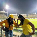 Sharanya Turadi Instagram - First times are always special and this one is super special to me! And the reason is THALA DHONI🔥 Watte mass moment it was to witness the man himself walking in with his bat onto the pitch and smash two sixes😍 Watching the match at the stadium with all the roaring at the Anbuden is truly an unrivaled experience 🦁💛 Match thotutom, but Thalaya paatachu, enakithu pothum 🙈😍 #csk #dhoniforever #thaladhoni