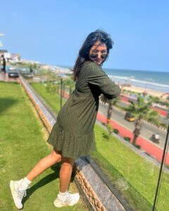 Sharanya Turadi Instagram - First time at Vizag! 

I see this city is strikingly similar to Chennai .
The humid weather, the beach, the people with a warm smile, 
Except they got camels in the beach 🐪 
I’m taking a ride before I leave this city 😝

#vizag #newplaces #travelwithme