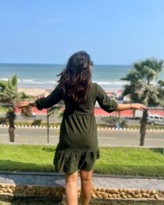 Sharanya Turadi Instagram - First time at Vizag! 

I see this city is strikingly similar to Chennai .
The humid weather, the beach, the people with a warm smile, 
Except they got camels in the beach 🐪 
I’m taking a ride before I leave this city 😝

#vizag #newplaces #travelwithme